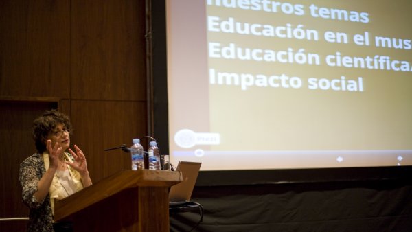 Diana Alderoqui del Bloombield Science Museum durante el II Congreso