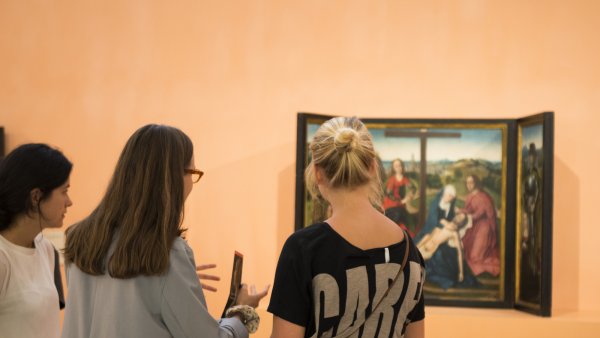 Socios en el crimen: educadores y visitantes como co-creadores 