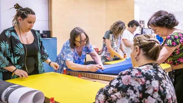 Participante durante el desarrollo de un taller