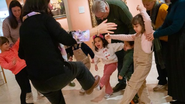 composicion-visita-taller-familias-programas publicos-educathyssen