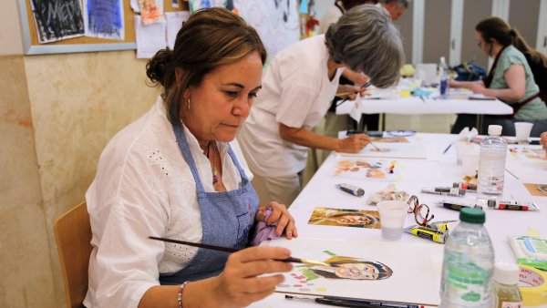 Participante durante el desarrollo de un taller