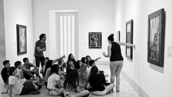 El museo en la escuela, la escuela en el museo