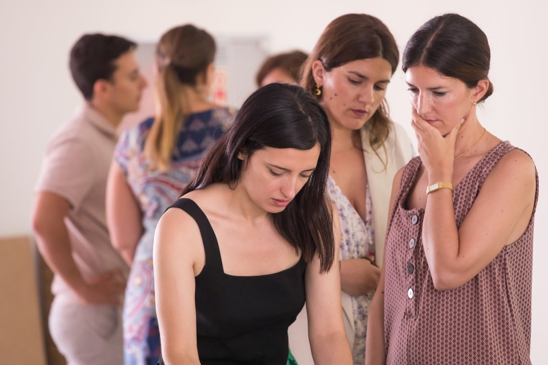 Participante durante el desarrollo de un taller