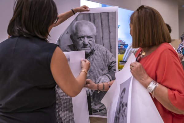 Participante durante el desarrollo de un taller