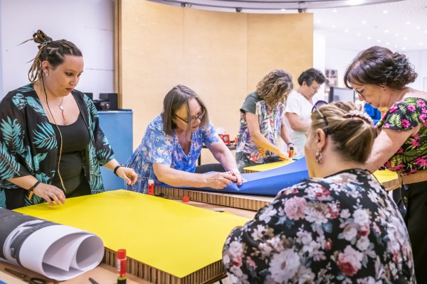 Participante durante el desarrollo de un taller