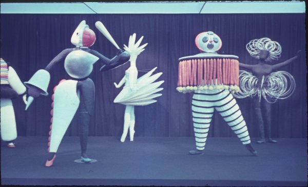 El Ballet triádico,1920-1922, de Oskar Schlemmer