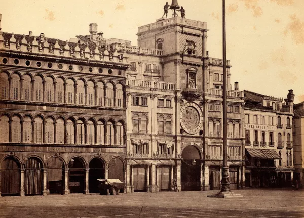 Carlo Ponti, Torre dell'Orologio, s.f. Fotografía de Carlo Ponti, Torre dell'Orologio