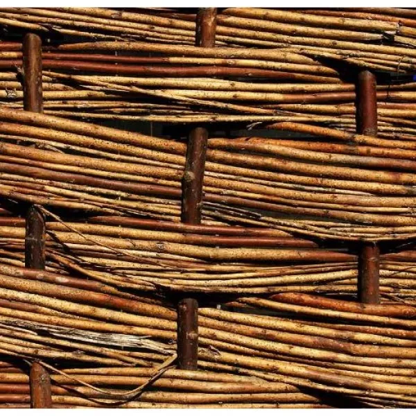 Entrelazado de varas de sauce Entrelazado de varas de sauce