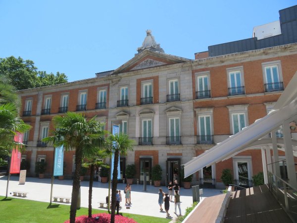 Fachada Museo Nacional Thyssen-Bornemisza