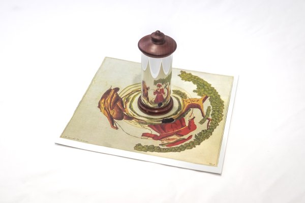 Imagen explicativa de anamorfosis Imagen explicativa de anamorfosis